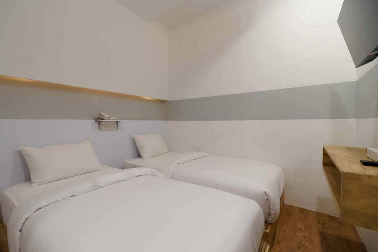 Jotel Guest House Mitra Reddoorz Pulauberayan Exterior photo